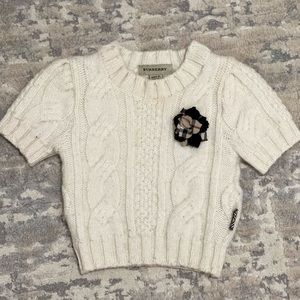 Burberry knit sweater top